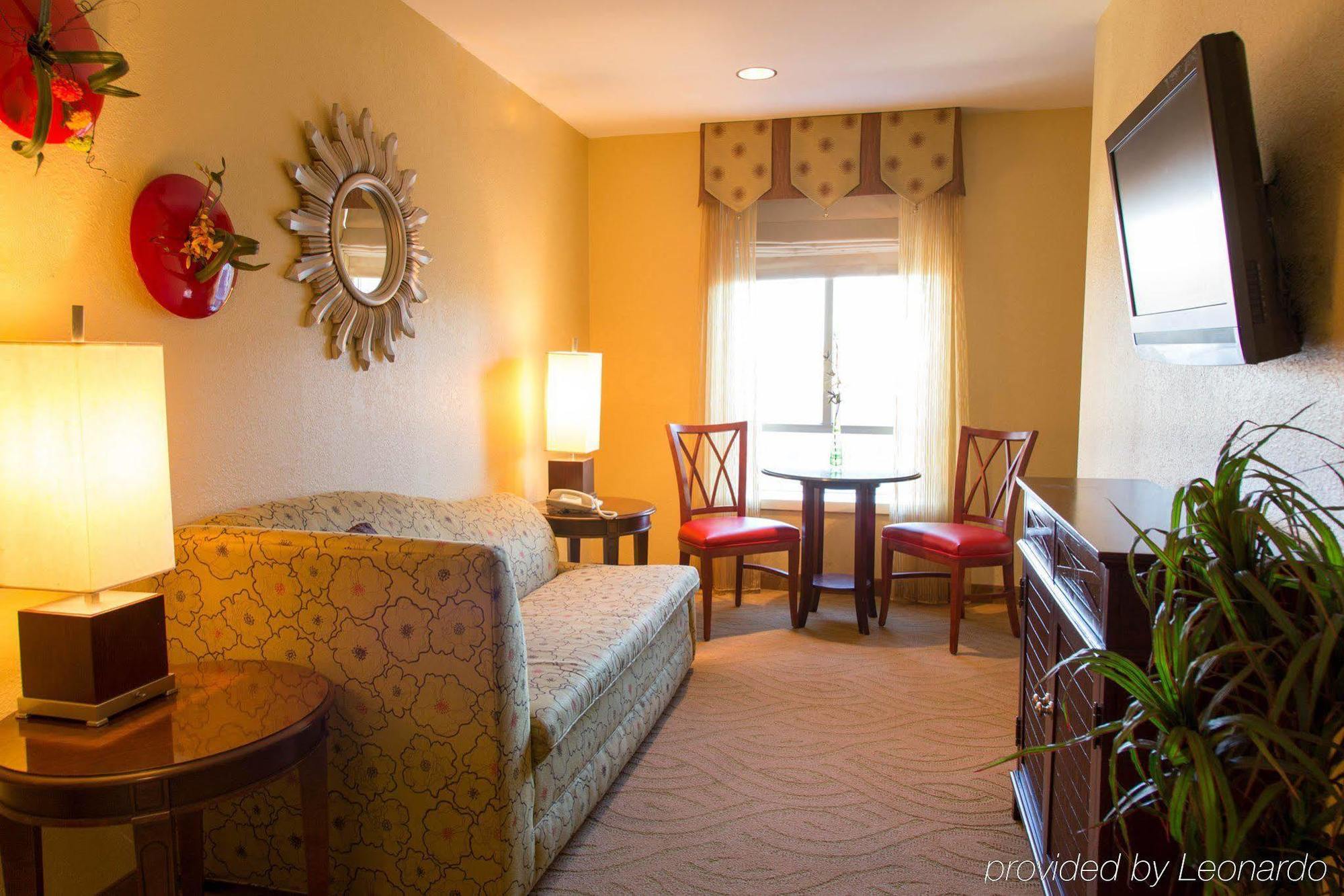 Hotel Indigo - Birmingham Five Points S - Uab By Ihg Esterno foto